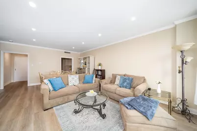 201 Shearwater Ct West #33, Jersey City, NJ 07305 - Photo 3