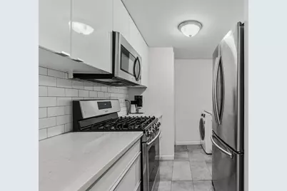 318 38th St #407, Union City, NJ 07087 - Photo 3