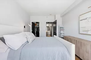 15 Freedom Way, Jersey City, NJ 07305 - Photo 13