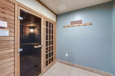 15 Freedom Way #412, Jersey City, NJ 07305 - Photo 27