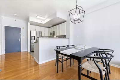 15 Freedom Way #412, Jersey City, NJ 07305 - Photo 5