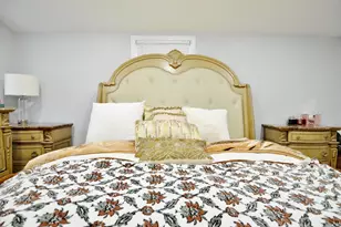 190 W 24th St, Bayonne, NJ 07002 - Photo 11