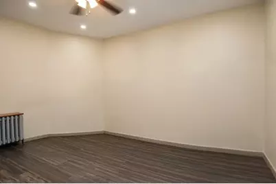 22 East 44th St, Bayonne, NJ 07002 - Photo 9