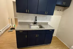 686 Bergen Ave, Jersey City, NJ 07306 - Photo 5