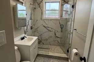 686 Bergen Ave, Jersey City, NJ 07306 - Photo 3