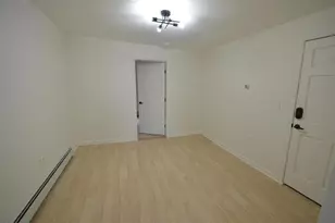 30 Yale Ave, Jersey City, NJ 07304 - Photo 7