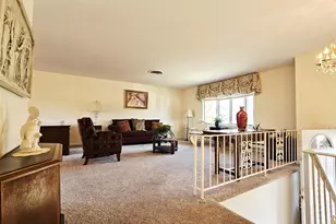 24 Valley Ct, Secaucus, NJ 07094 - Photo 7