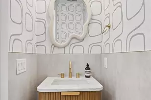 105 Laidlaw Ave, Jersey City, NJ 07306 - Photo 13