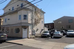 9028 Palisade Plaza, North Bergen, NJ 07047 - Photo 1