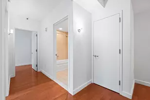 1 Shore Ln, Jersey City, NJ 07302 - Photo 19