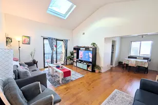 15 Green Valley Ct, Secaucus, NJ 07094 - Photo 3