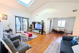 15 Green Valley Ct, Secaucus, NJ 07094 - Photo 5