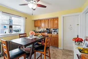 1041 Stonewall Ln, Secaucus, NJ 07094 - Photo 7