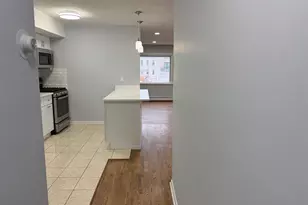 78 71st Blvd E, Guttenberg, NJ 07093 - Photo 11