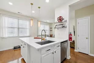 273 Roslyn Ct, West New York, NJ 07093 - Photo 11