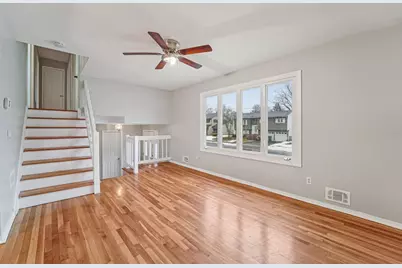 32 Waverly Dr West, Edison, NJ 08817 - Photo 7