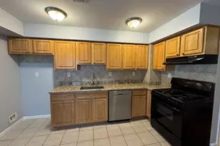 86 W 16th St, Bayonne, NJ 07002 - Photo 3