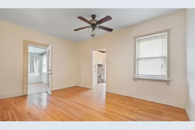 1074 Avenue C, Bayonne, NJ 07002 - Photo 3