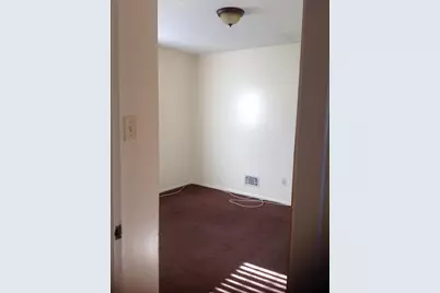 12 Packard St, Bayonne, NJ 07002 - Photo 9