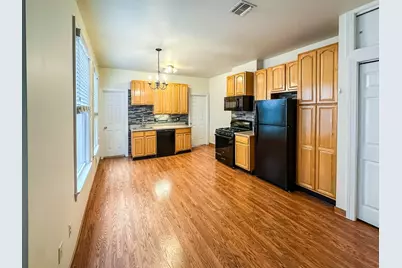 394 Woodlawn Ave #2, Jersey City, NJ 07305 - Photo 1