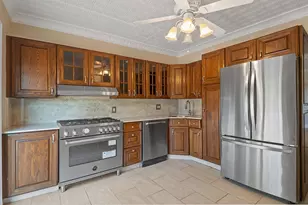 204 Beacon Ave, Jersey City, NJ 07306 - Photo 5