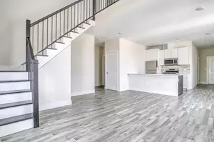 140 Avenue B, Bayonne, NJ 07002 - Photo 5