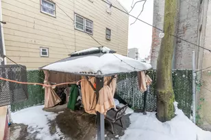 61 Vroom St, Jersey City, NJ 07306 - Photo 27