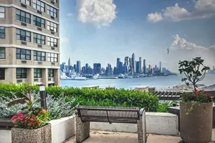 7004 Blvd E, Guttenberg, NJ 07093 - Photo 31