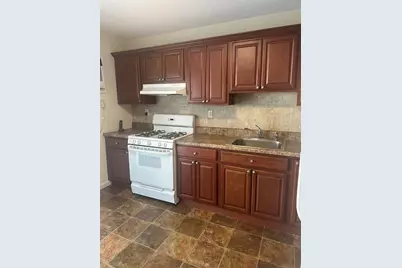 1090 Kennedy Blvd #1, Bayonne, NJ 07002 - Photo 3