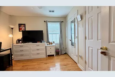 790 Avenue C #2, Bayonne, NJ 07002 - Photo 13