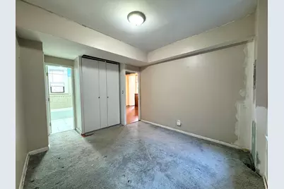 680 Kennedy Blvd #203, Bayonne, NJ 07002 - Photo 7