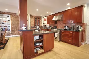 739 Bloomfield St, Hoboken, NJ 07030 - Photo 3