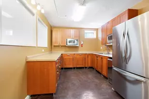 10 Huron Ave, Jersey City, NJ 07306 - Photo 33