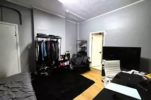 813 Montgomery St, Jersey City, NJ 07306 - Photo 3