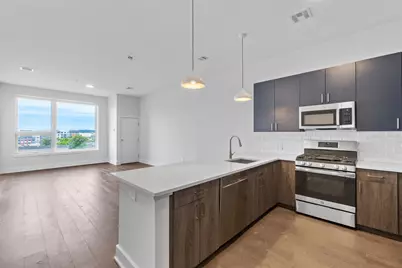 250 Avenue E #313, Bayonne, NJ 07002 - Photo 5