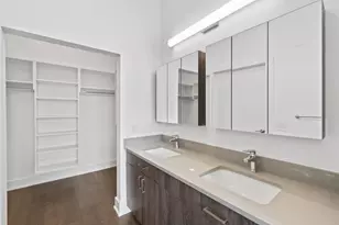 250 Ave E, Bayonne, NJ 07002 - Photo 5