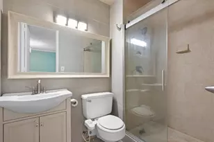 7004 Blvd E, Guttenberg, NJ 07093 - Photo 15