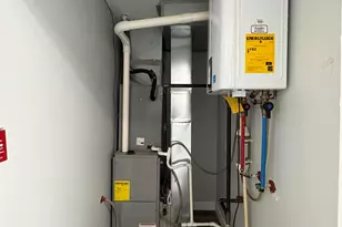 25 Jewett Ave, Jersey City, NJ 07304 - Photo 37