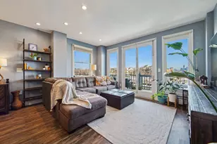 109 Shearwater Ct E, Jersey City, NJ 07305 - Photo 1