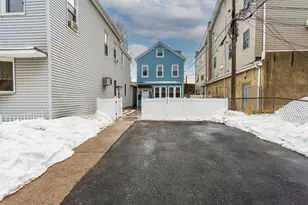 10 E 11th St, Bayonne, NJ 07002 - Photo 5