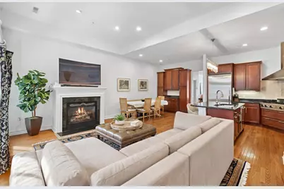 36 Regency Pl, Weehawken, NJ 07086 - Photo 3