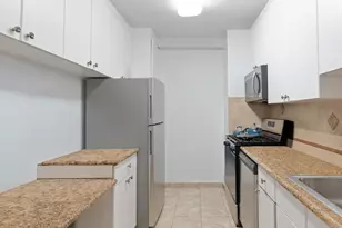 7002 Blvd E, Guttenberg, NJ 07093 - Photo 7