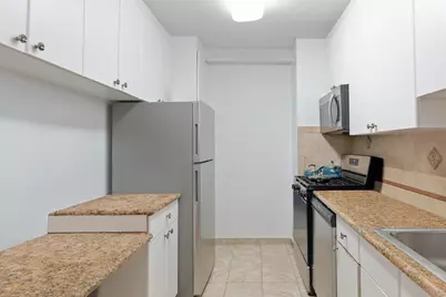 7002 Blvd East #8J, Guttenberg, NJ 07093 - Photo 9