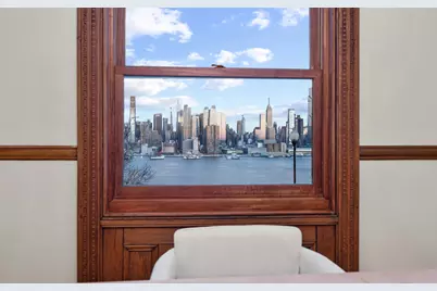 31 Hamilton Ave, Weehawken, NJ 07086 - Photo 13