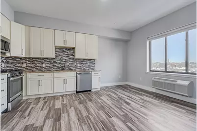 424 Whiton St #402, Jersey City, NJ 07304 - Photo 11