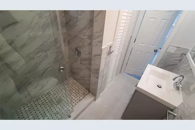 150 New York Ave #2, Jersey City, NJ 07307 - Photo 17