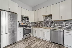 424 Whiton St, Jersey City, NJ 07304 - Photo 13