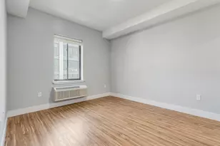 424 Whiton St, Jersey City, NJ 07304 - Photo 3
