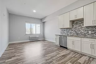 424 Whiton St, Jersey City, NJ 07304 - Photo 11