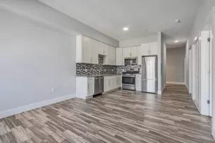 424 Whiton St, Jersey City, NJ 07304 - Photo 3